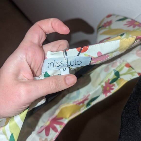 Ms Lulo 50s Style Floral pleated Dress (NWT) - Picture 7 of 7